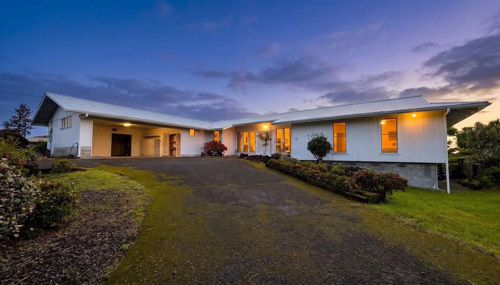 93 Akea St, Hilo