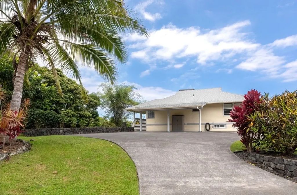 77-6128 Mamalahoa Hwy D, Holualoa