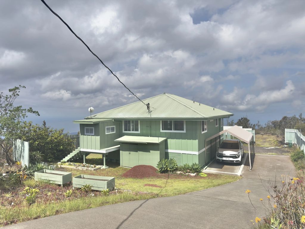 92-8675 Plumeria Ln, Ocean View