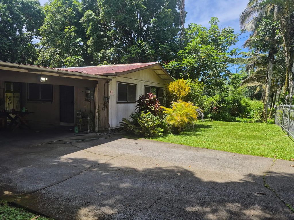 15-694 Kahakai Blvd, Pahoa