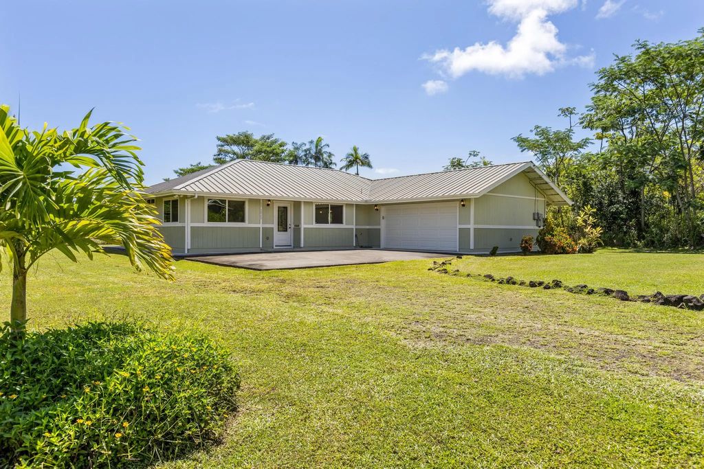 15-2063 21st Ave, Keaau
