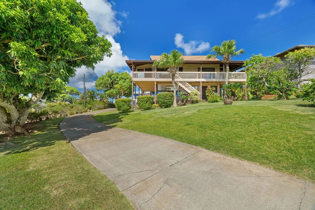 3695 Waha Rd, Kalaheo
