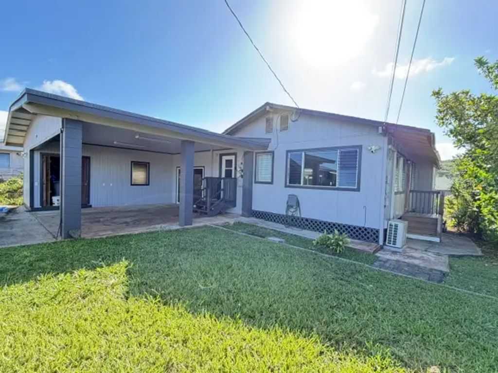 2000 Peleleu St, Kalaheo