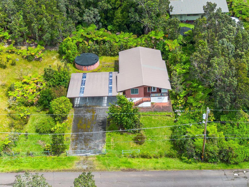 19-3940 Hoonanea St, Volcano