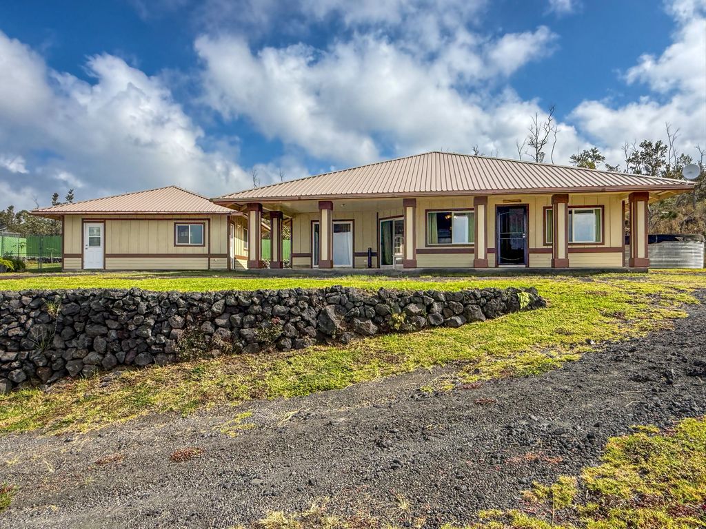 92-8772 Catamaran Ln, Ocean View