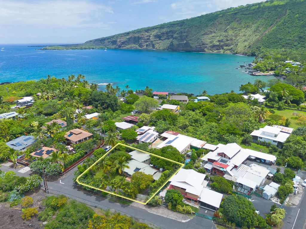 82-6274 Kahauloa St, Captain Cook