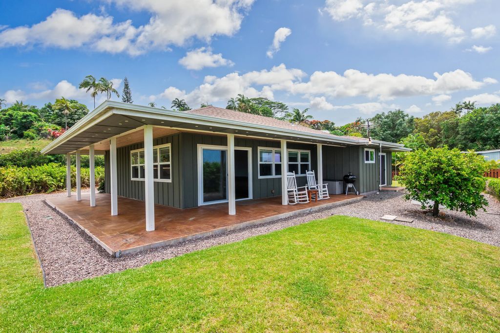 75-676 Huaai St, Kailua Kona