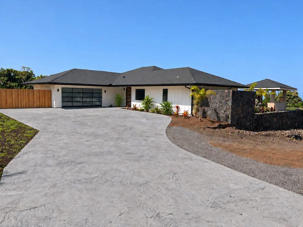 83-5749 Kanele St, Captain Cook