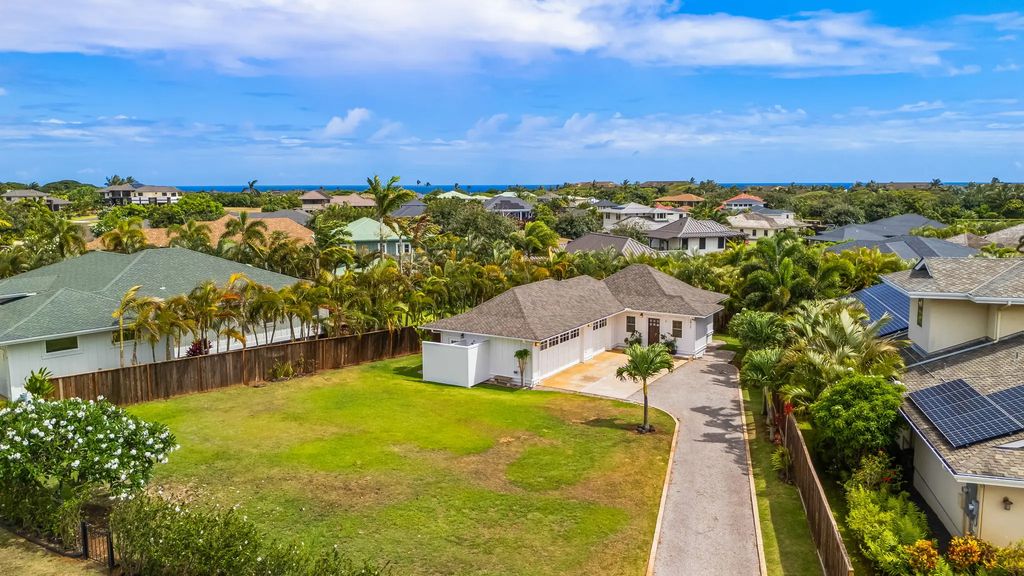 5413 Nakoa St, Koloa