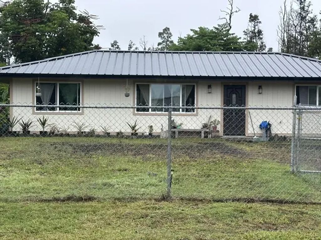 16-2090 Hibiscus Dr, Pahoa