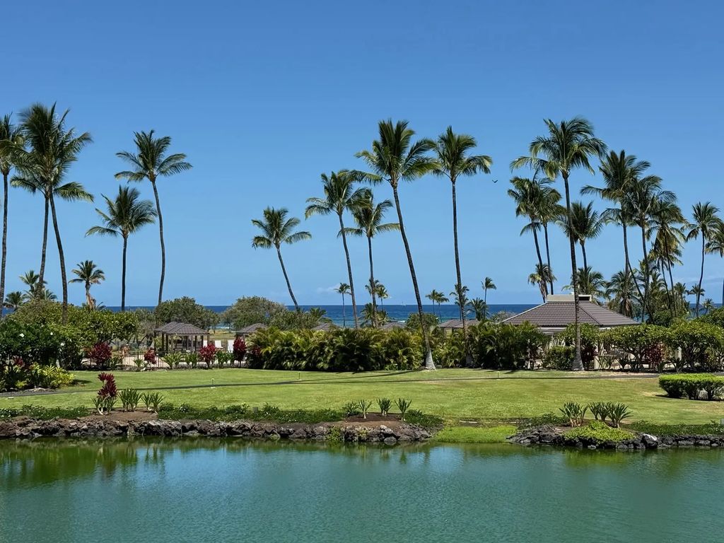 68-1399 Mauna Lani Dr E202, Kamuela