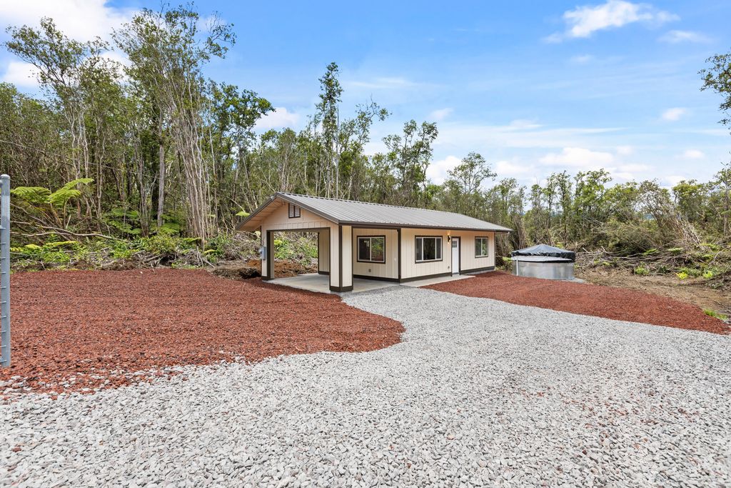 18-2315 Awela, Road 11, Mountain View