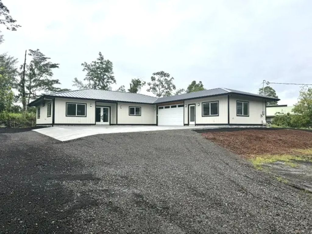 15-1666 21st Ave, Keaau