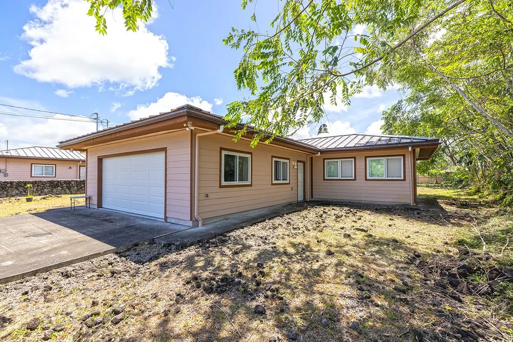 16-2058 Tradewind Dr, Pahoa