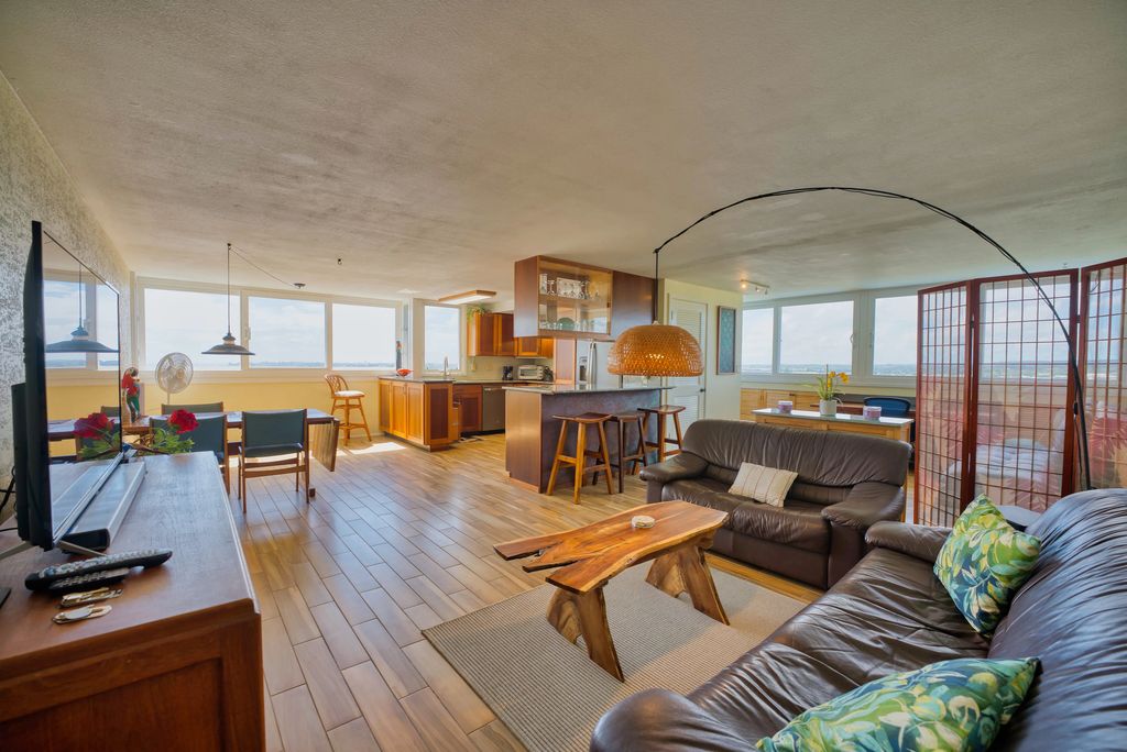 84 Pukihae St 1305, Hilo
