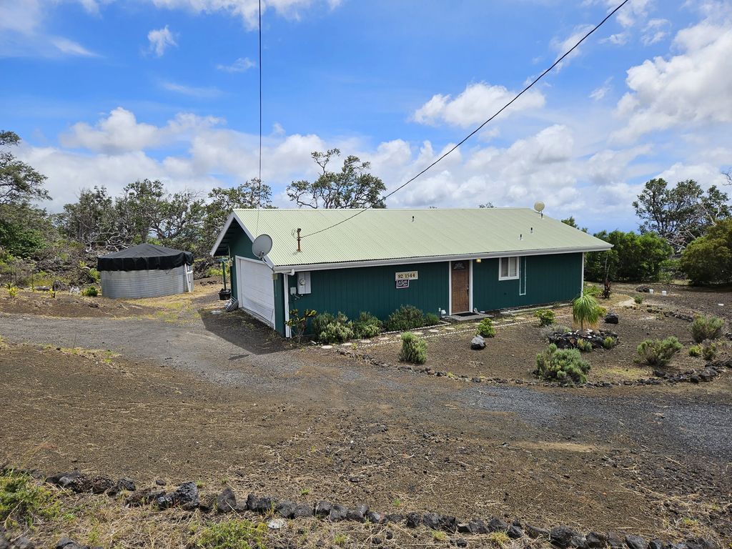 92-1544 Donola Dr, Ocean View