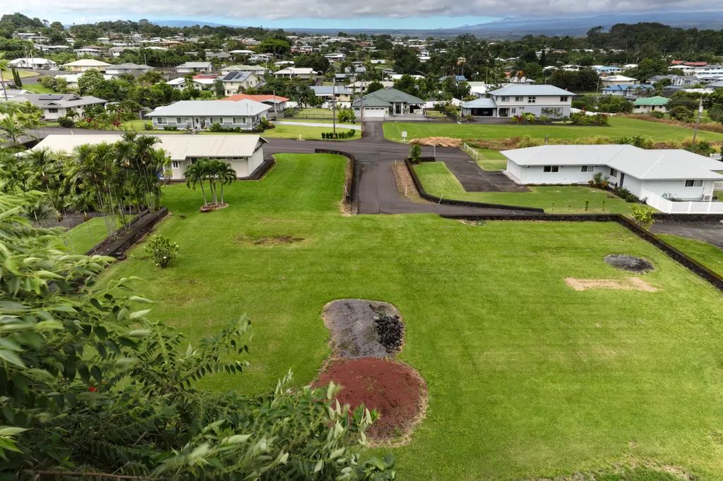 Nohea St, Hilo