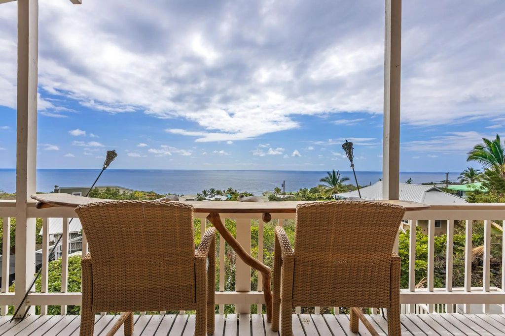 87-3179 Kihikihi Rd, Captain Cook