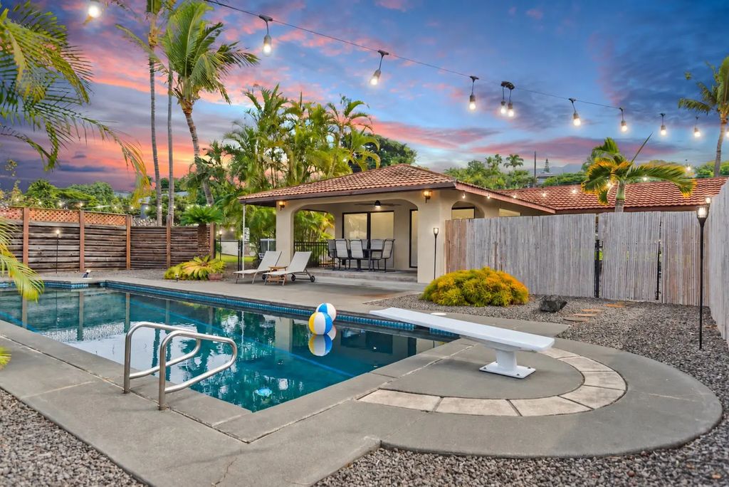 73-4392 Punawele St, Kailua Kona