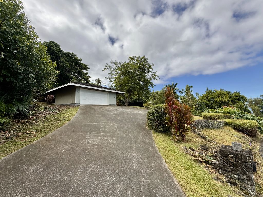 77-450 Kalamauka St, Holualoa