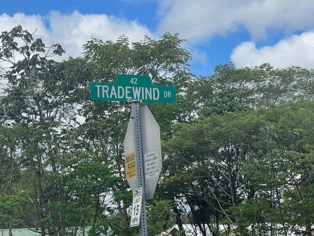 16-2143 Tradewind Dr, Pahoa