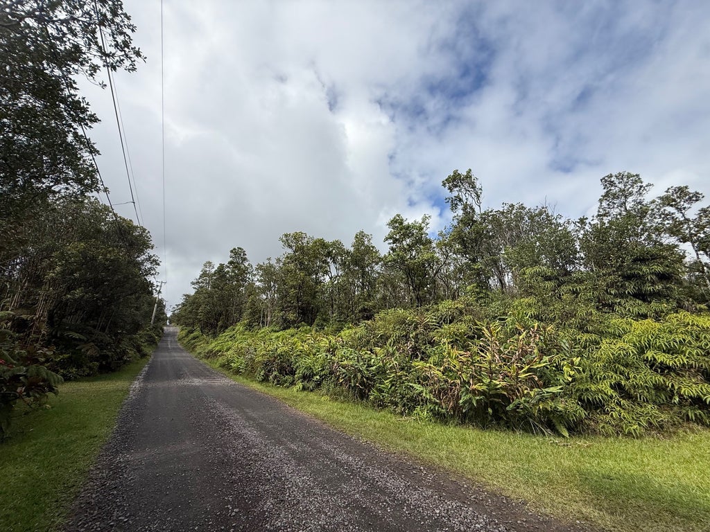 Apuakehau Rd, Volcano