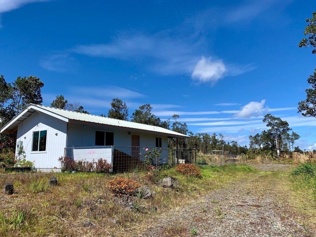 Call 8082982030 For Sale a 1 Bed 1.00 Bath 520 Square Foot