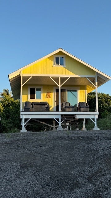 94-6534 Holowai St, Naalehu