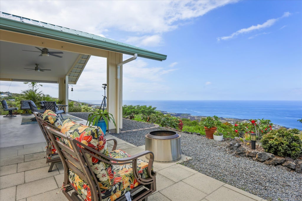 88-1567 Awapuhi Ave, Captain Cook