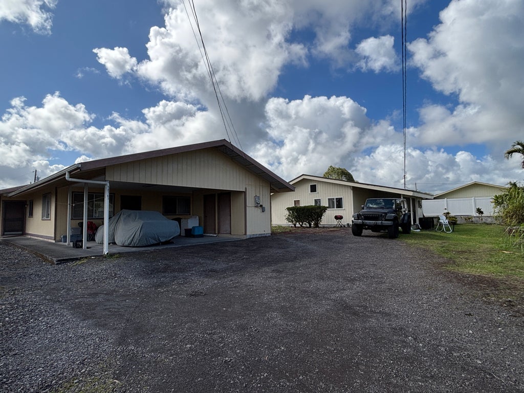 187-c Hokulani St, Hilo