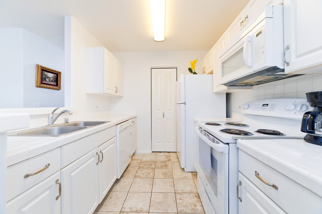 75-6081 Alii Dr Vv102, Kailua-Kona