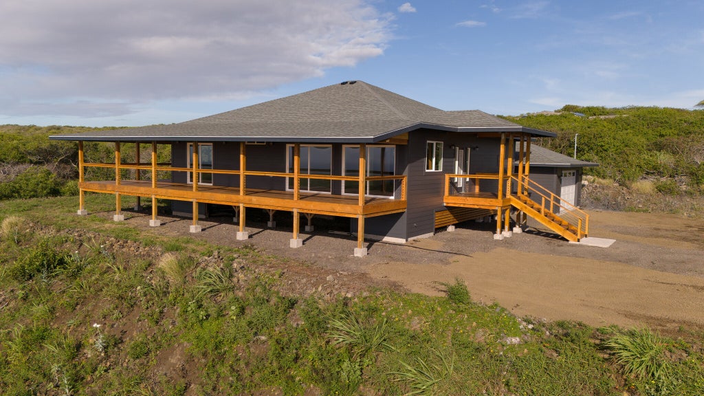 94-1549 Haehae St, Naalehu