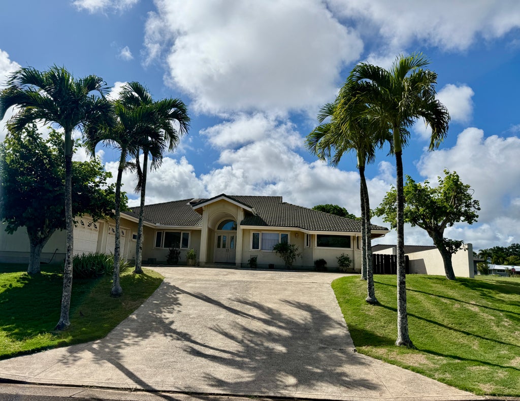 2371 Kanio St, Lihue