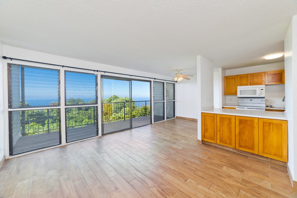 79-7199 Kona Coffee Villas 204, Holualoa