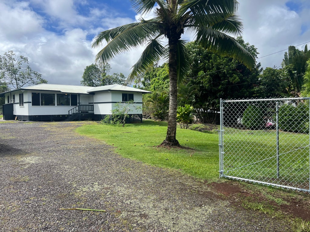 15-2692 Hee St, Pahoa