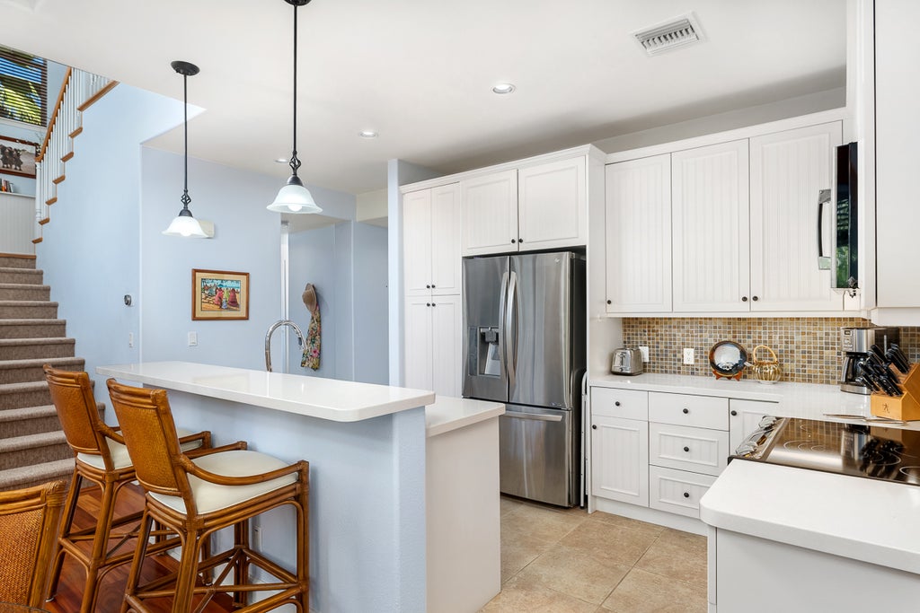 68-1118 North Kaniku Dr 406, Kamuela