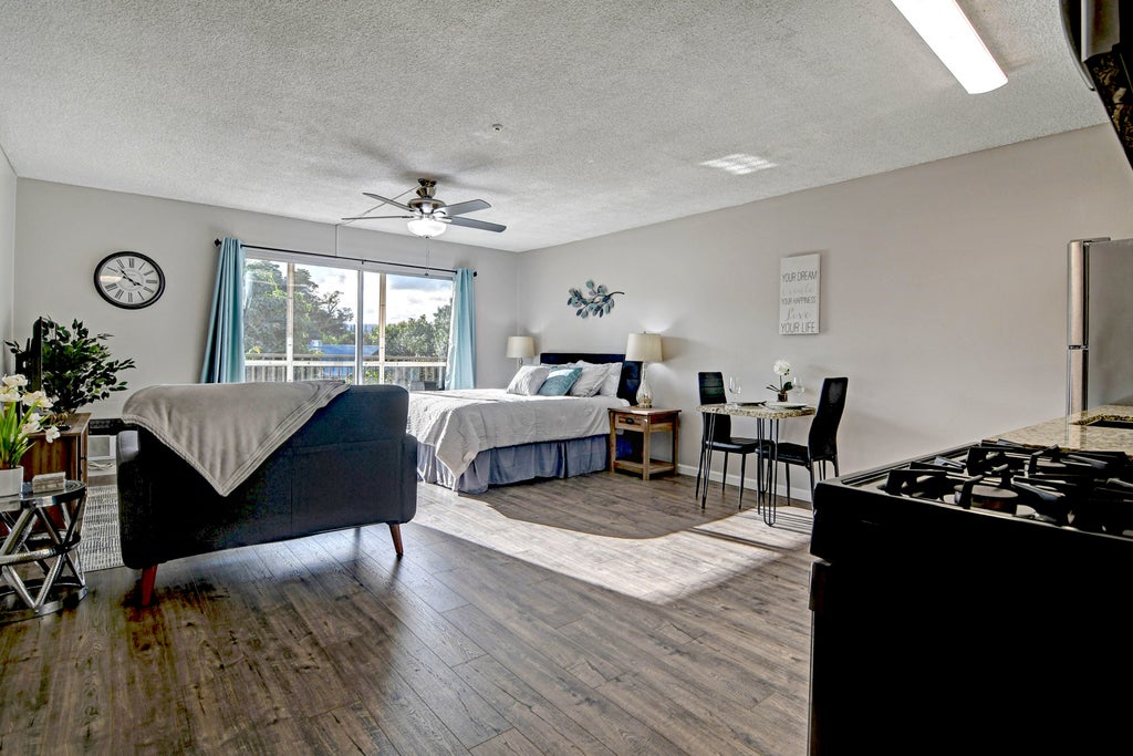 355 Kalanianaole St 225, Hilo