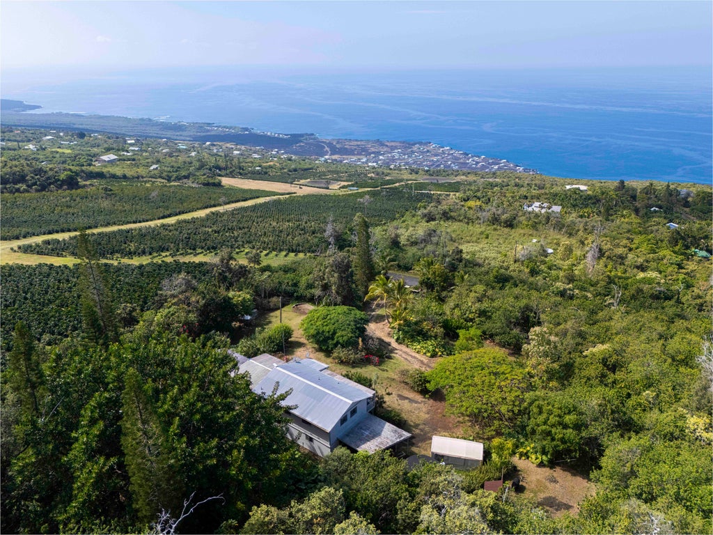 88-1584 Papio Dr, Captain Cook