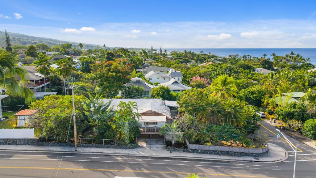 77-122 Laaloa Ave, Kailua-Kona