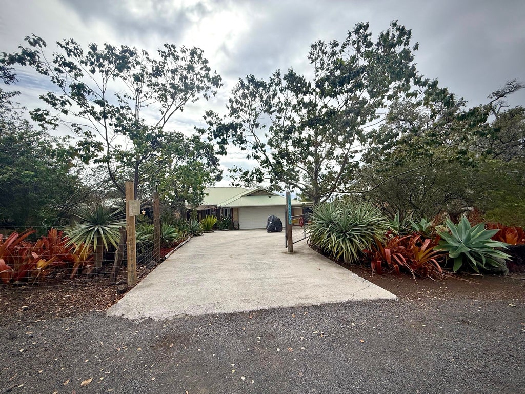 92-8462 Tiki Ln, Ocean View