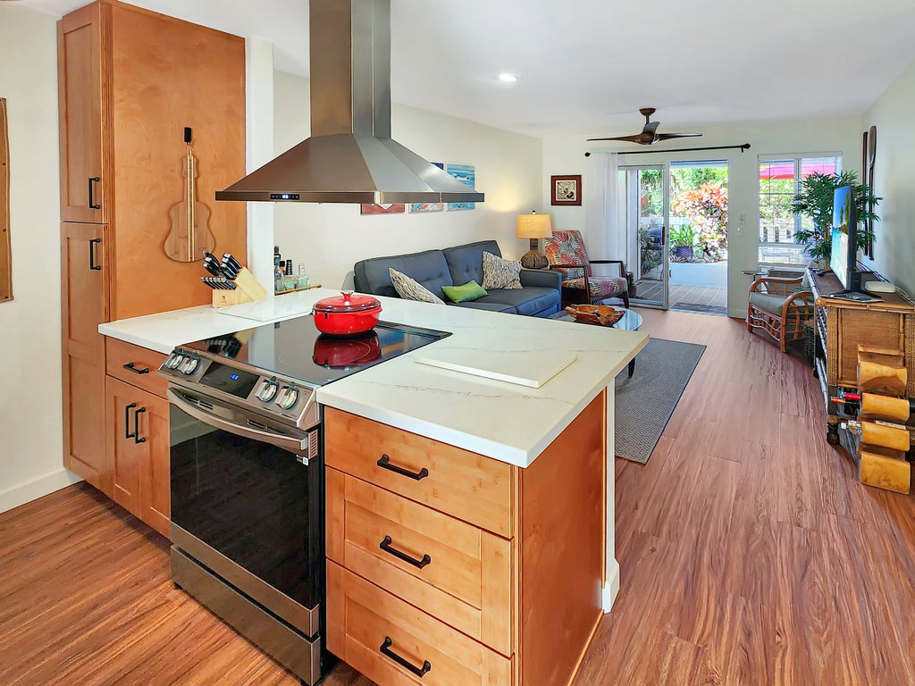 75-6081 Alii Dr L103, Kailua-Kona