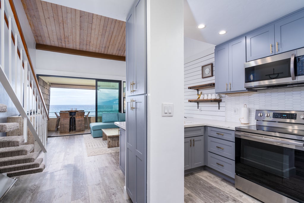 3741 Lower Honoapiilani Rd 303, Lahaina