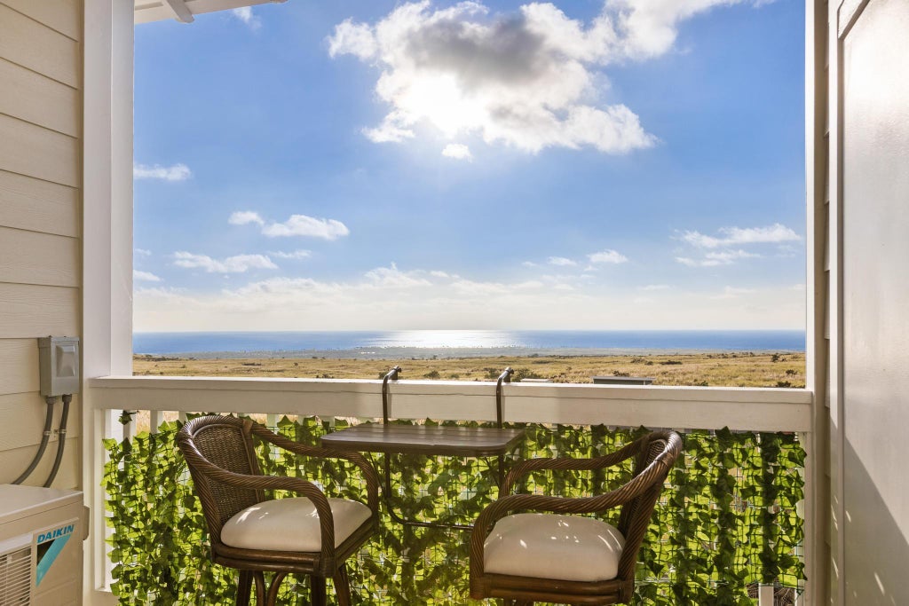 73-1105 Nuuanu Pl B203, Kailua Kona