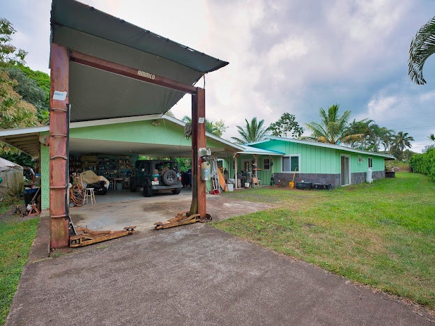 15-2681 Heepali St, Pahoa