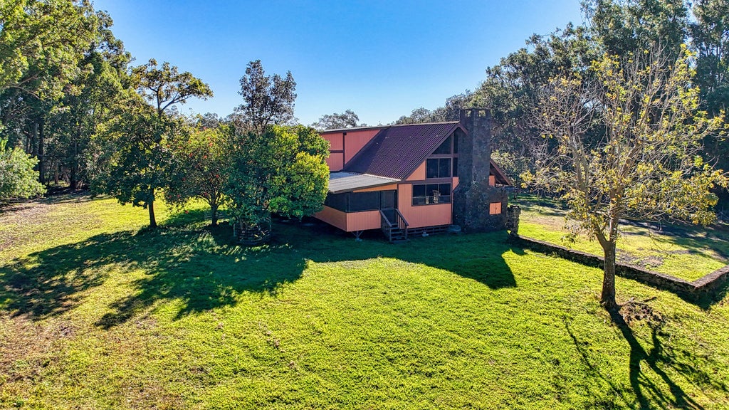 94-2664 Lorenzo Rd, Naalehu