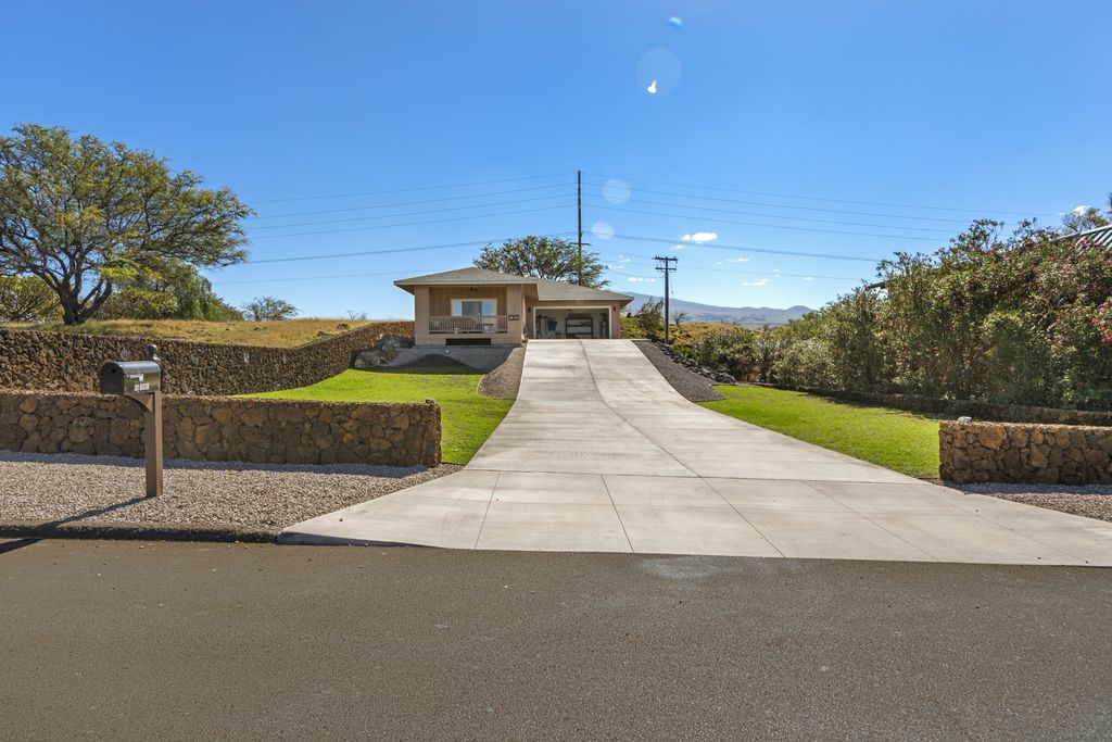 68-1901 Puu Nui St, Waikoloa