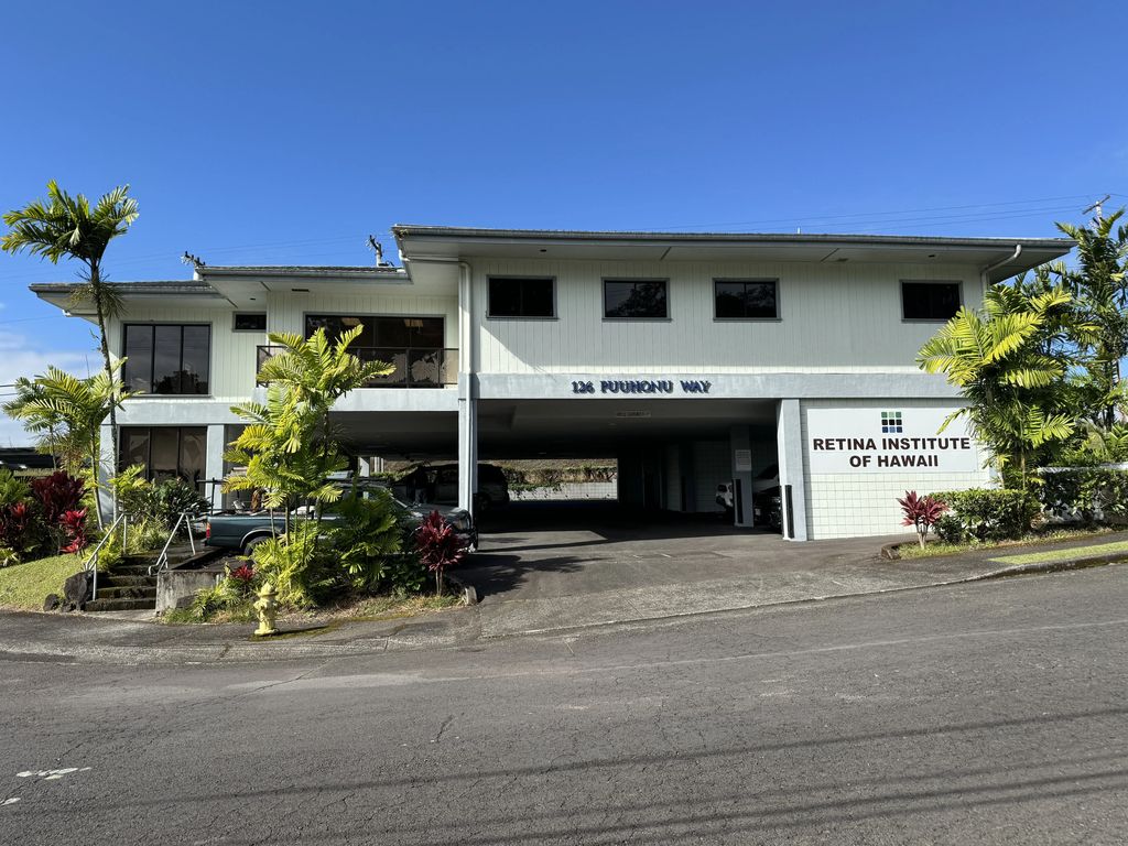 126 Puuhonu Way, Hilo