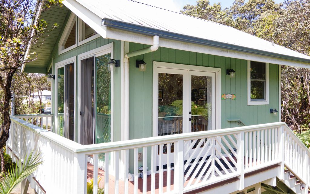 11-3910 Nahelenani St, Volcano