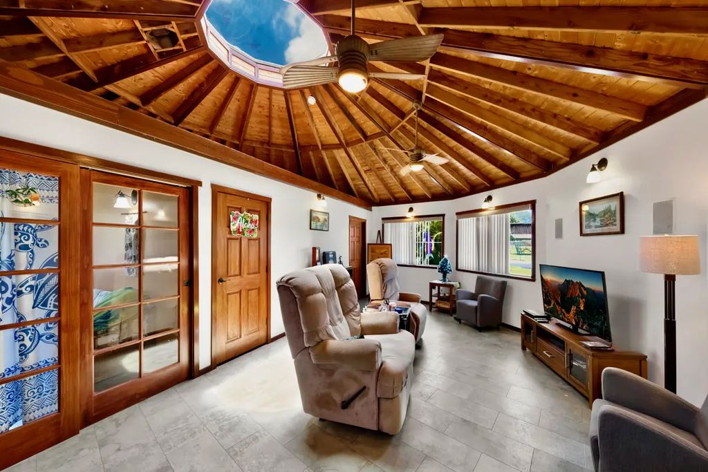 15-2795 Hou St, Pahoa