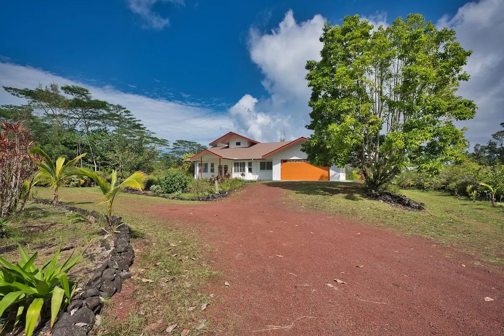 15-1927 2nd Ave, Keaau